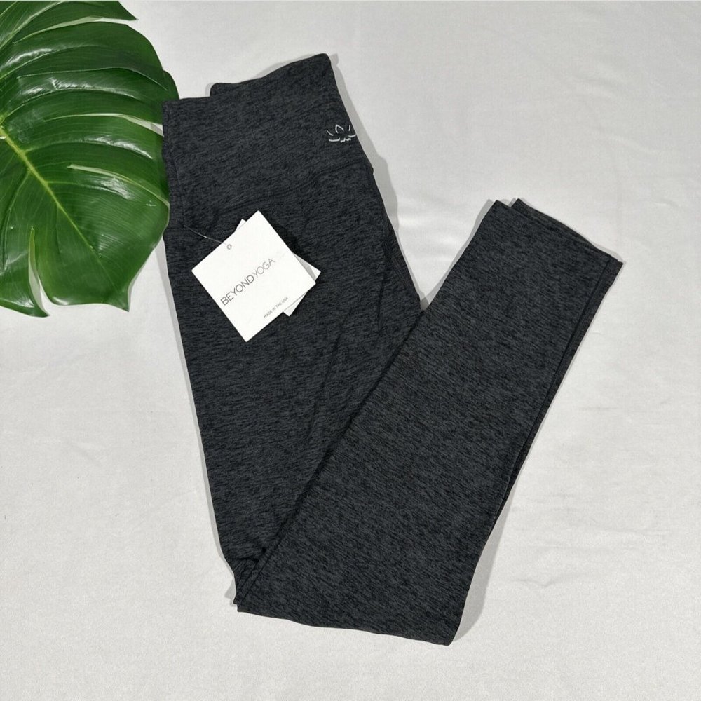 NWT‎ Beyond Yoga [ XS ] Spacedye That's A Wrap High Waisted Midi Legging